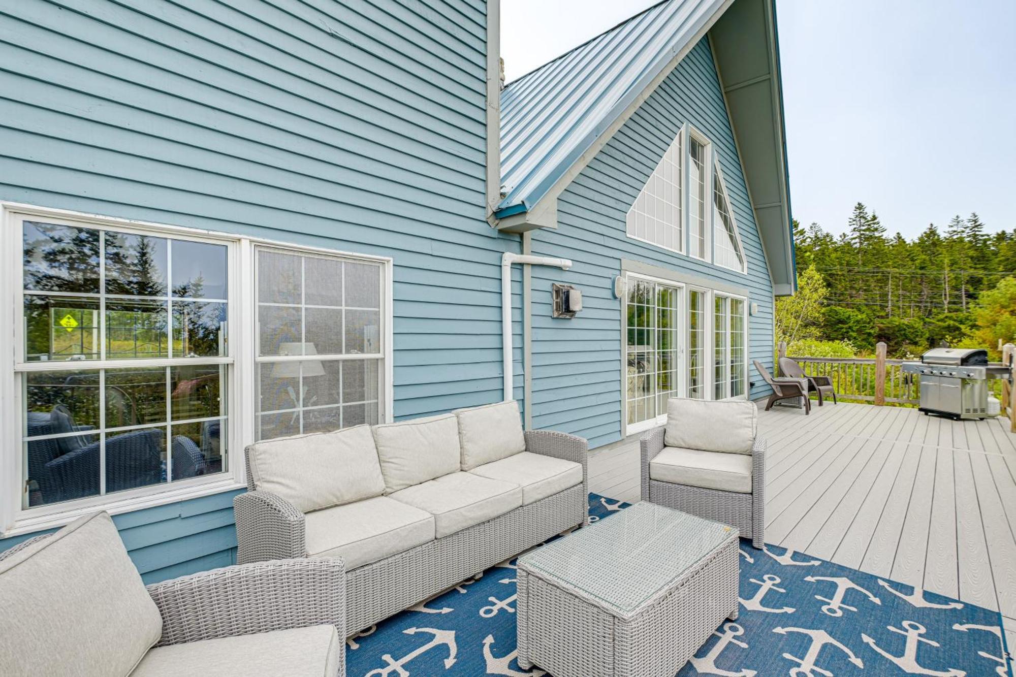 Coastal Maine Home With Deck 4 Mi To Acadia Trails! Bernard Extérieur photo